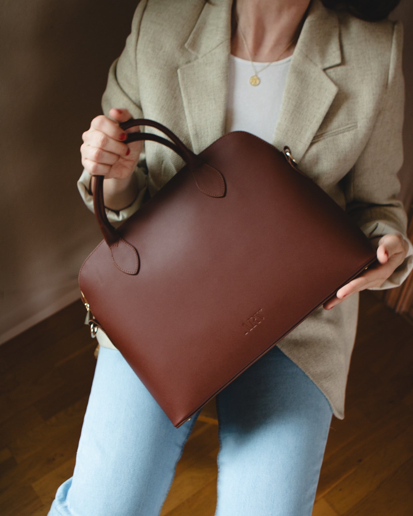 Eli Jobbveske - Kastanje