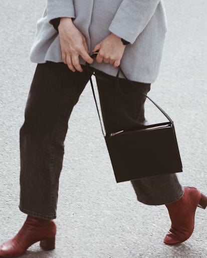 ARV Klara Crossbody Bag - Svart