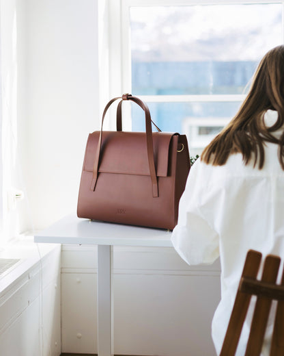 Adele Jobbveske Large - Brun