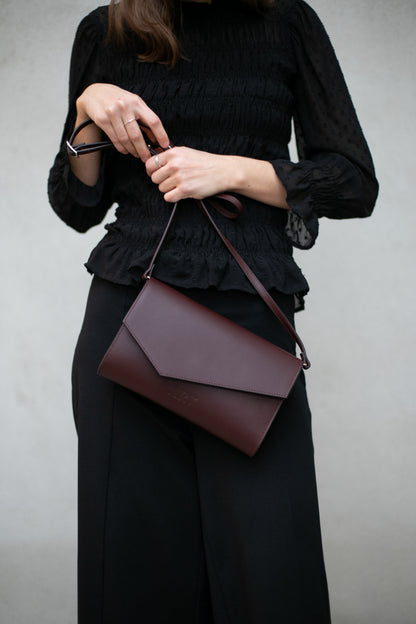 Thine Clutch - Burgunder