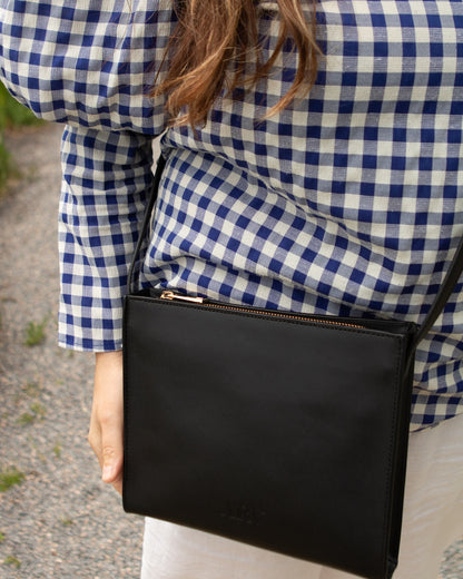 Klara Crossbody - Svart