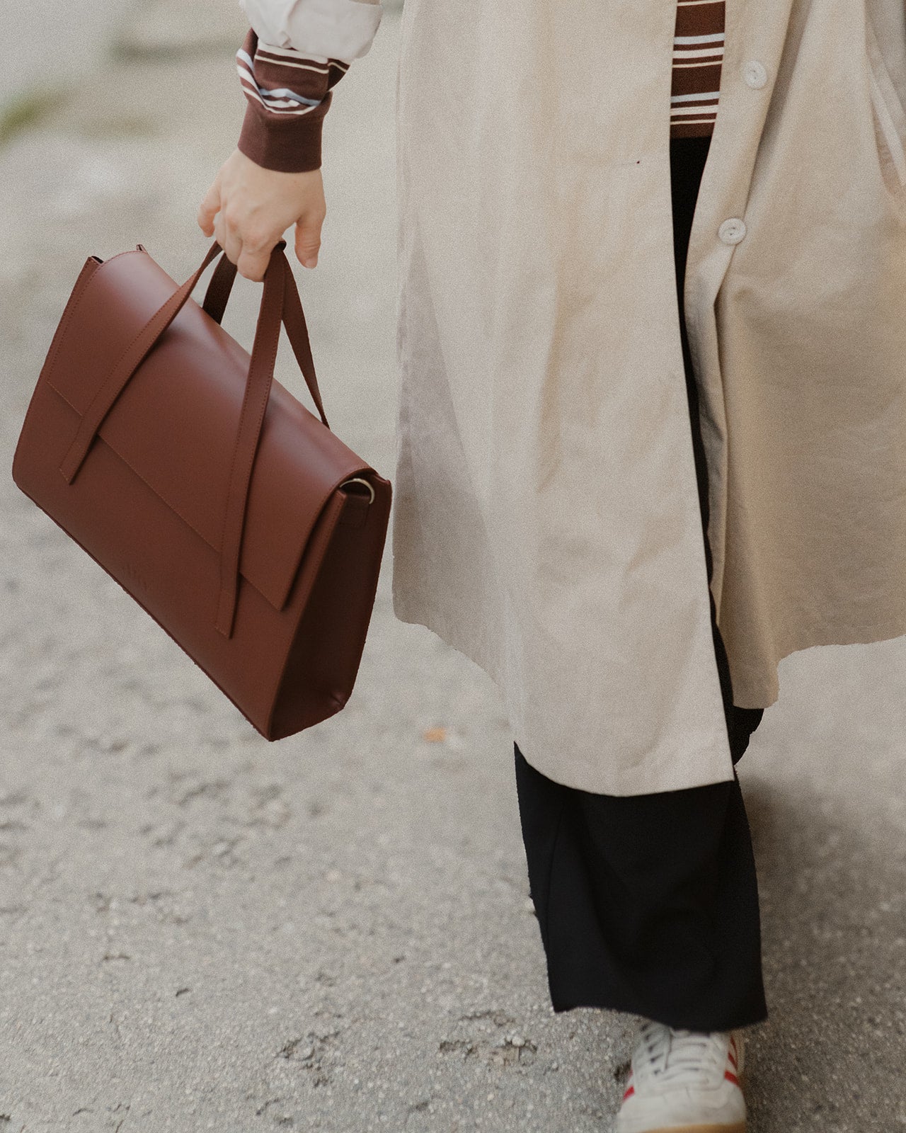 Adele Jobbveske Small - Brun