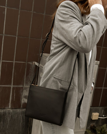 Klara Crossbody - Svart