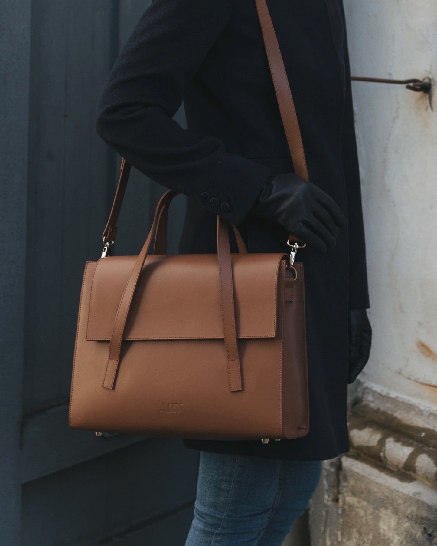 ARV B-vare Adele Jobbveske Small - Saddle 95 cm - 119 cm