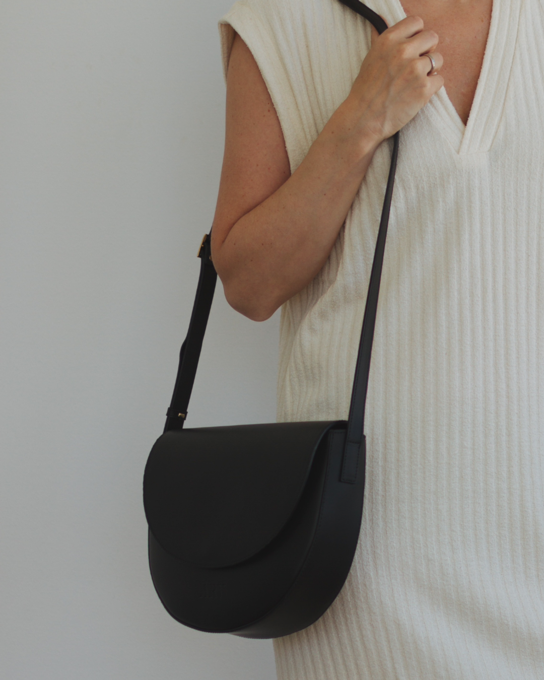 Flo Crossbody - Svart