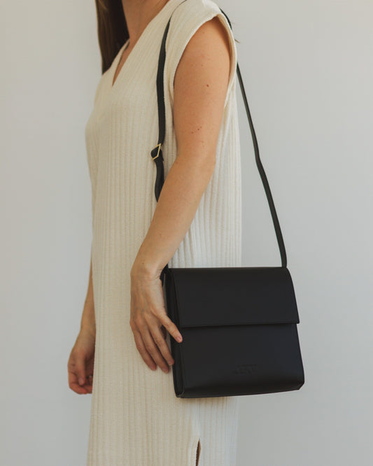 ARV Siw Crossbody Bag - Svart